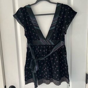 Free people too size 12, like-new condition